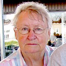 YVONNE (EVE) HELEN BELL (MACAULEY)  Obituary pic