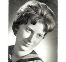 DR. EVA NAGY (JACZINA)  Obituary pic