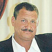 GRANT DAVEY  Obituary pic