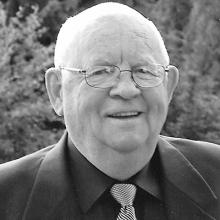 FRED WARBURTON Obituary pic