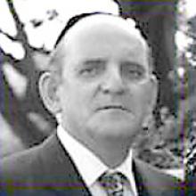 EARLE F. BLUMES  Obituary pic