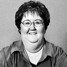 LINDA HENDERSON Obituary pic