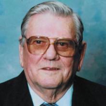 GORDON H. STEWART  Obituary pic