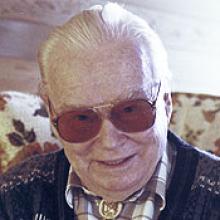 WARREN VERNON DARROCH  Obituary pic