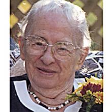 HELEN GIESBRECHT  Obituary pic