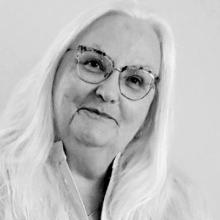 VALERIE EADE Obituary pic