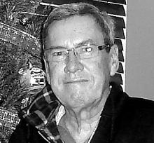 KENNETH GORDON SIMM  Obituary pic