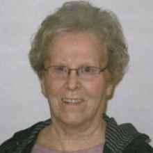 MAE PETERS  Obituary pic