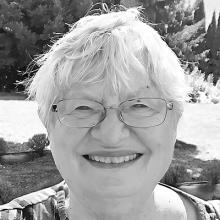 BARBARA SAUNDERS Obituary pic