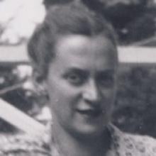 DILYS MAY MOIR  Obituary pic