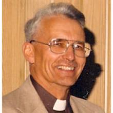 REV. BRUCE MCNEILL  Obituary pic