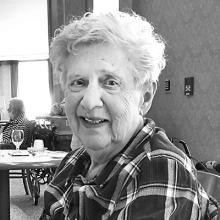 DOREEN VIOLET POUND Obituary pic