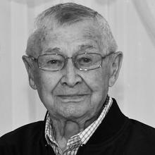 HINRICH HOLSCHEN Obituary pic
