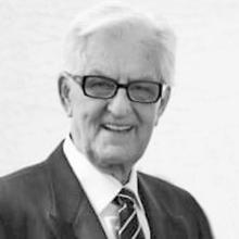 CLARENCE ARTHUR PISCHKE Obituary pic