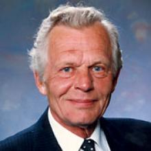 HENRY WILLMS  Obituary pic