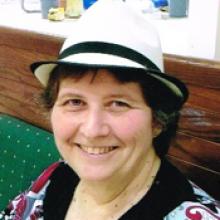 KAREN CHRISTINE DAIGNEAULT (HARBOTTLE)  Obituary pic