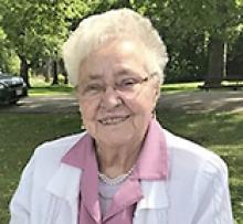 ELIZABETH KOZYRA (BETTY) Obituary pic