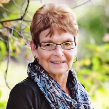 LOIS CAMPBELL Obituary pic