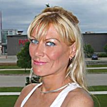 KIRSTY OPAL COURCHAINE  Obituary pic