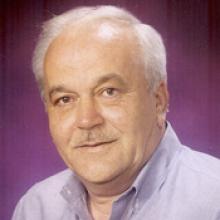 BORDEN KENNETH YEWCHYN  Obituary pic