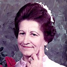 ANNIE KUTROSKI (KIYAN) (JACKULUK)  Obituary pic