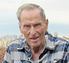 GEORGE THOMAS ROBERTSON Obituary pic