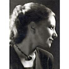 SYLVIA GEORGINA NAKIELNY (KURZMEYER)  Obituary pic