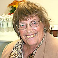ROSALYN (ROZ) W. HOLLAND  Obituary pic