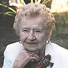 HELEN SENNETT  Obituary pic