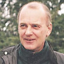 DOUGLAS MURRAY CARR  Obituary pic