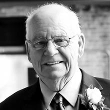 DAVID JOHN ROBB Obituary pic