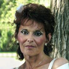 MARIE-PAULE COURCELLES (VANDAL)  Obituary pic