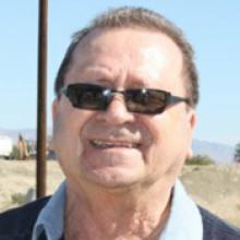 NESTOR HOLOD   Obituary pic