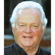 LIEUTENANT-GENERAL G. ALLAN MACKENZIE C.M.M.,  Obituary pic