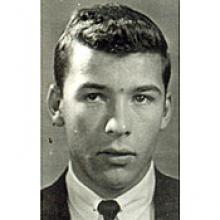 JOHN GORDON MACKENZIE  Obituary pic