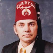 WALTER SENESHEN  Obituary pic