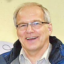 BRUCE HANDFORD  Obituary pic