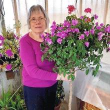 GLORIA ALYCE VAN CAMP (DELL) Obituary pic