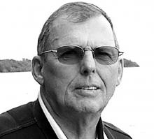 DOUGLAS BRIAN REYNOLDS  Obituary pic