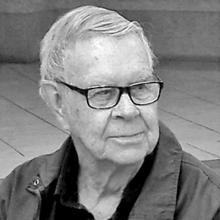 GORDON W. HOLLAND Obituary pic