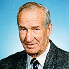 ERNEST OAKLEY  Obituary pic