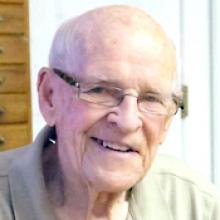 ROBERT DUNCAN LAMB  Obituary pic