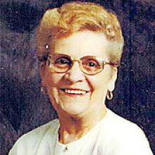 MINNIE PESCLOVITCH  Obituary pic