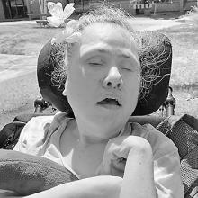 DARA-LEE LUNDY Obituary pic