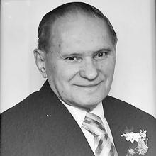 ERNEST MICHASIW Obituary pic
