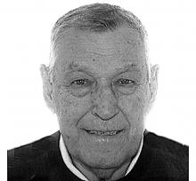PETER CHARNE  Obituary pic