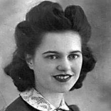 ANNE-MARIE VAN WALLEGHEM (DE BAETS)  Obituary pic