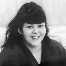 KRISTIN ELIZABETH LEIGH MAC LEAN Obituary pic