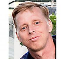 LYNDON ISLIEFSON  Obituary pic