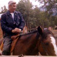 CHARLES IAN CHAPMAN  Obituary pic